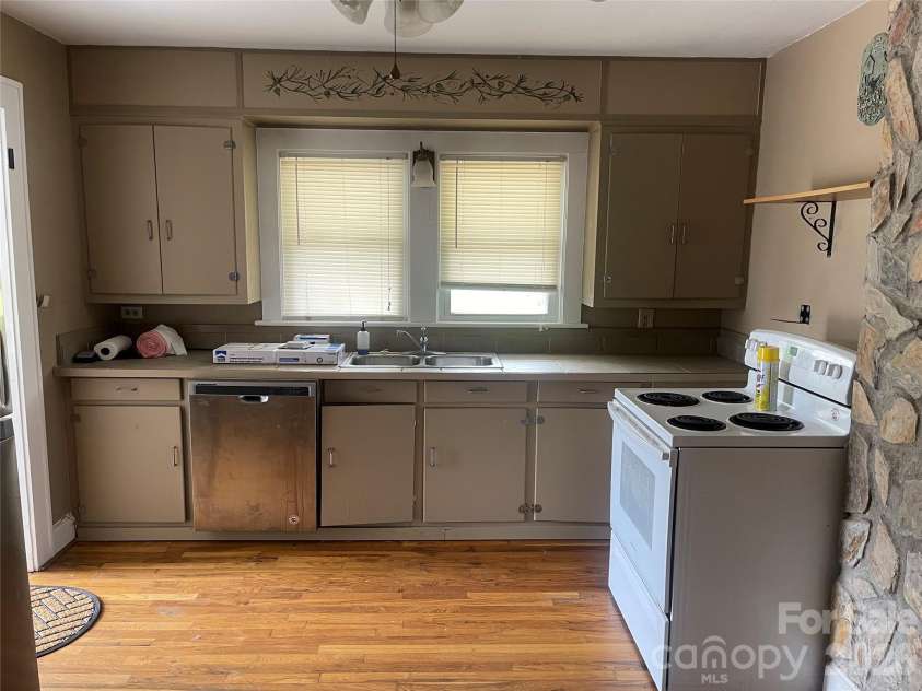 2490 Connelly Springs Road, Granite Falls, NC 28630.  MLS# CAR4378338, YatesRealty ID 21195. 