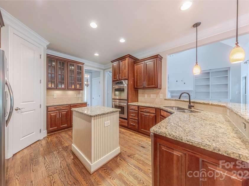 4113 Hoffmeister Drive, Waxhaw, NC 28173.  MLS# CAR4259399, YatesRealty ID 21196. 