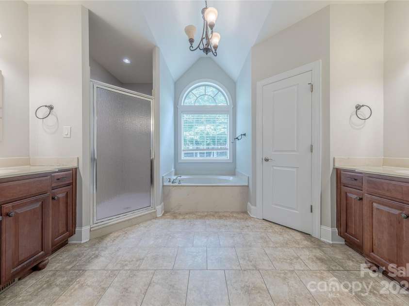 4113 Hoffmeister Drive, Waxhaw, NC 28173.  MLS# CAR4259399, YatesRealty ID 21196. 