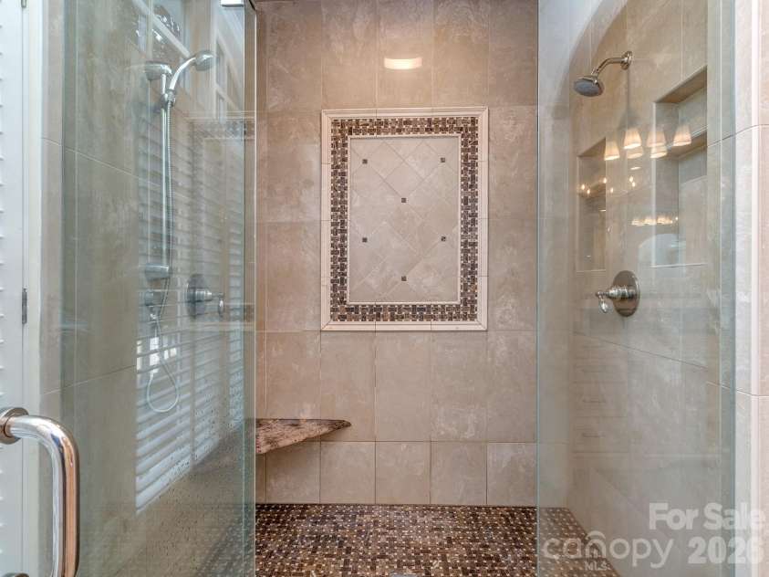 6528 Chipstead Lane, Charlotte, NC 28277.  MLS# CAR4369328, YatesRealty ID 21197. 