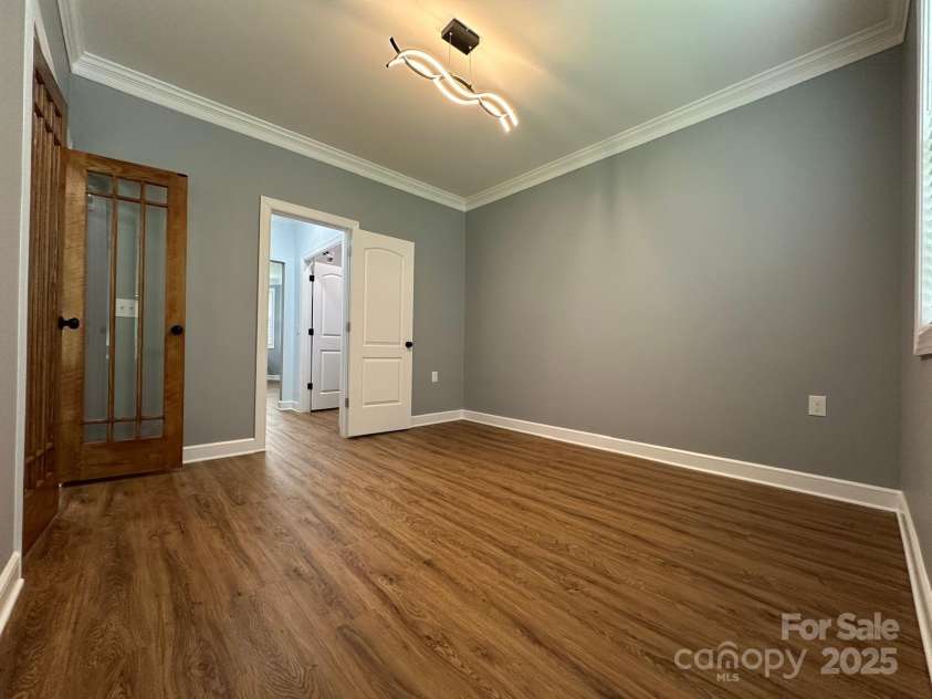 8701 Dixie Drive, Charlotte, NC 28278.  MLS# CAR4259510, YatesRealty ID 21197. Formal Dining room or Home Office