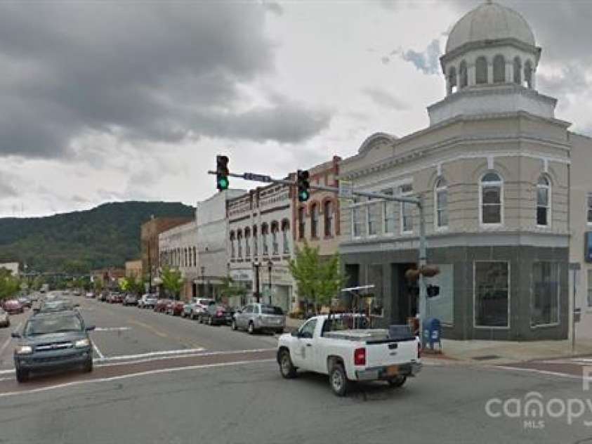 1660 Walker Road, Nebo, NC 28761.  MLS# CAR4187054, YatesRealty ID 212. Marion