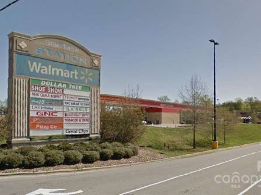 1660 Walker Road, Nebo, NC 28761.  MLS# CAR4187054, YatesRealty ID 212. Shopping