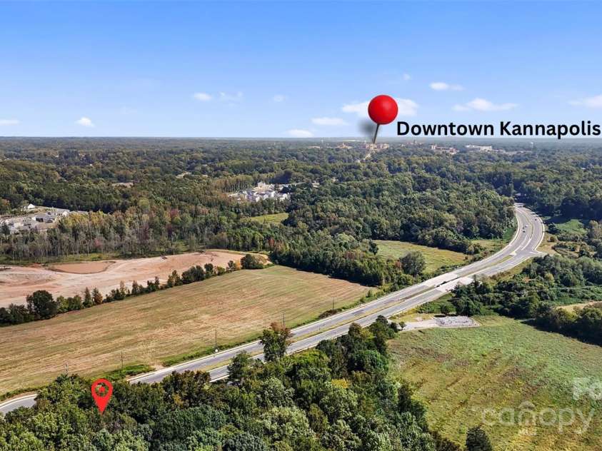4601 Mooresville Road, Kannapolis, NC 28081.  MLS# CAR4303506, YatesRealty ID 212. 