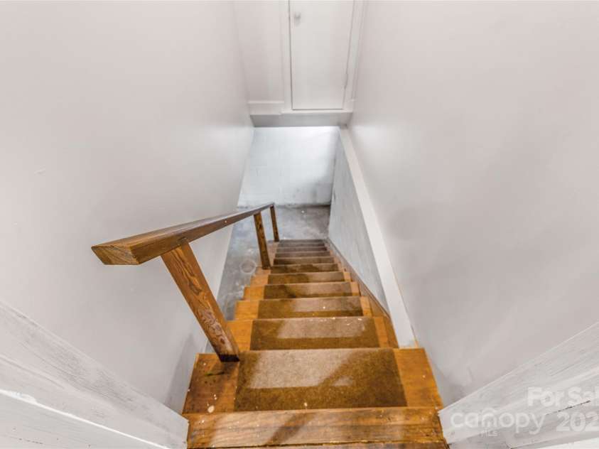 679 Solomon Jones Road, Cedar Mountain, NC 28718.  MLS# CAR4309344, YatesRealty ID 212. 