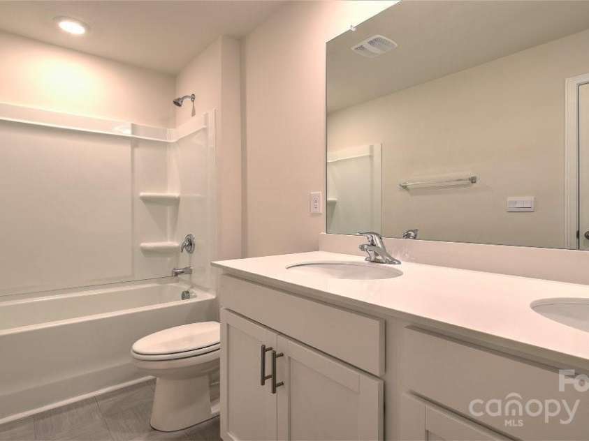 12128 Lady Bell Drive, Charlotte, NC 28278.  MLS# CAR4234266, YatesRealty ID 2120. PHOTOS ARE REPRESENTATIVE.