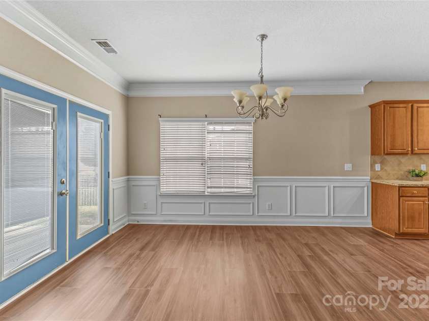 2532 Glyncastle Way, Gastonia, NC 28056.  MLS# CAR4317159, YatesRealty ID 2120. 