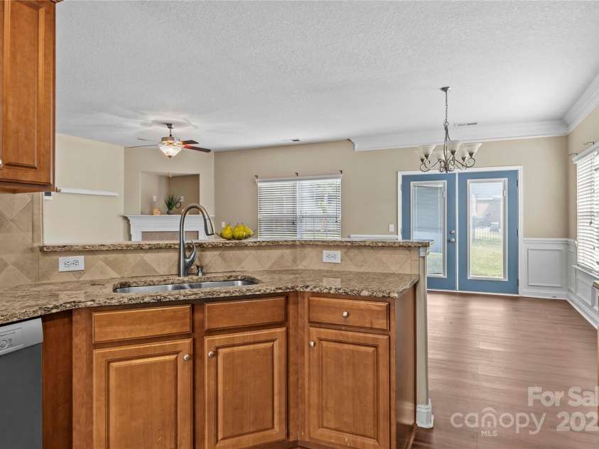 2532 Glyncastle Way, Gastonia, NC 28056.  MLS# CAR4317159, YatesRealty ID 2120. 
