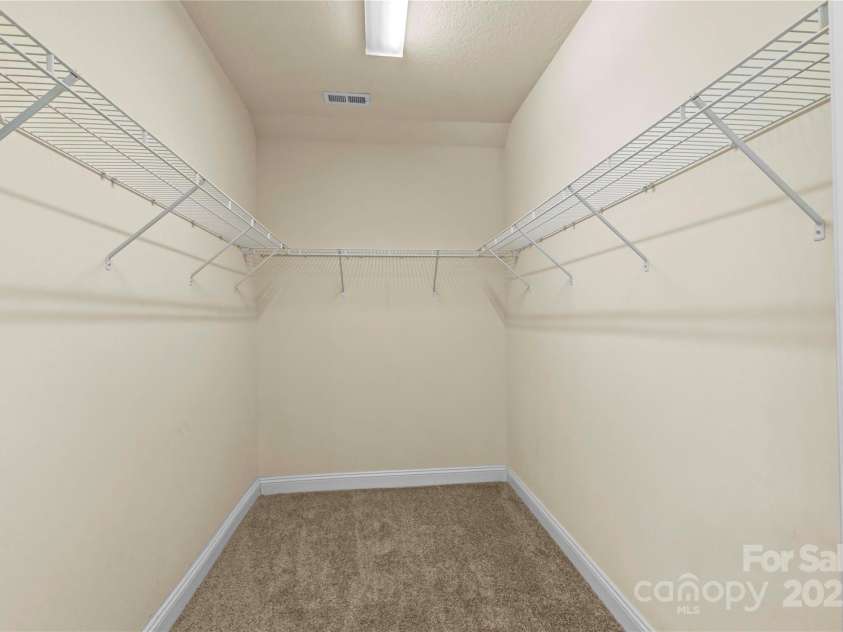 2532 Glyncastle Way, Gastonia, NC 28056.  MLS# CAR4317159, YatesRealty ID 2120. 