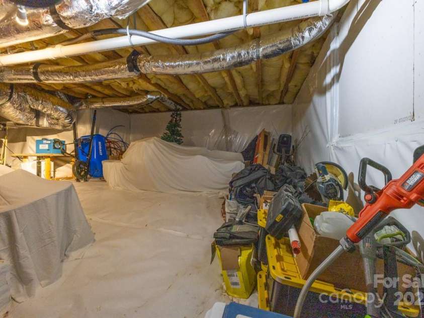 325 Hedgewood Drive, Tuckasegee, NC 28783.  MLS# CAR4316135, YatesRealty ID 2120. 