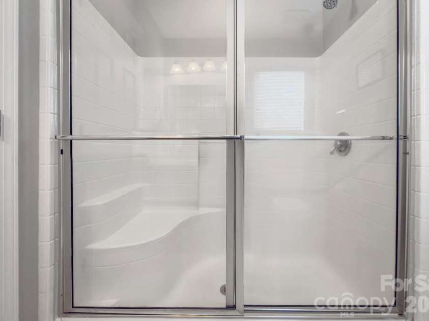 500 Village Park Drive, Belmont, NC 28012.  MLS# CAR4378749, YatesRealty ID 21200. 