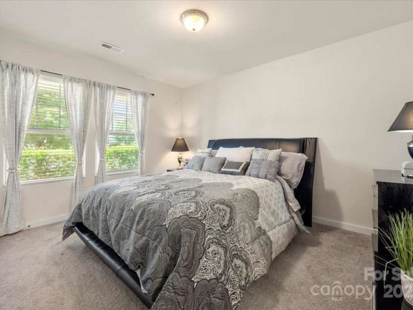 6510 Nathan Drive, Charlotte, NC 28269.  MLS# CAR4266481, YatesRealty ID 21200. 