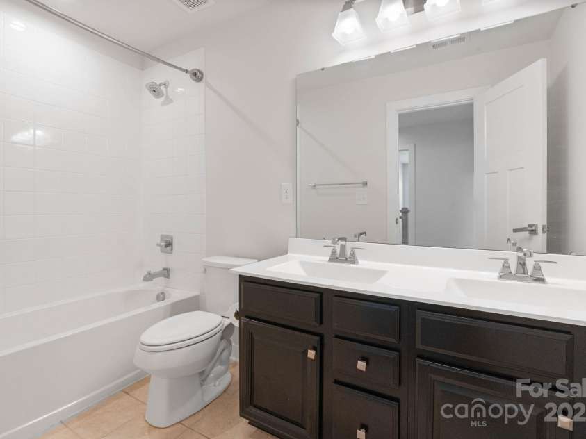 207 Welcombe Street, Mooresville, NC 28115.  MLS# CAR4267095, YatesRealty ID 21201. 