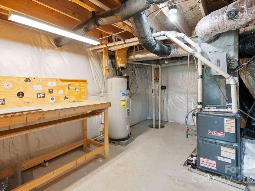 207 Welcombe Street, Mooresville, NC 28115.  MLS# CAR4267095, YatesRealty ID 21201. 