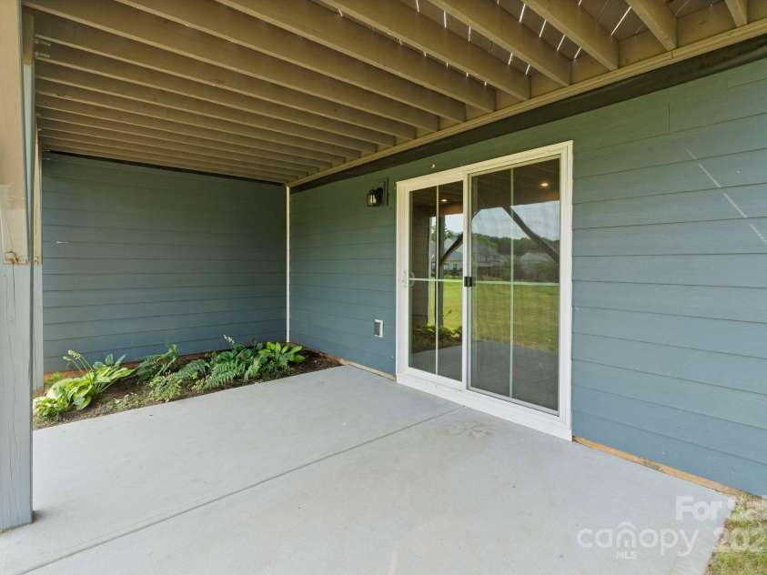 207 Welcombe Street, Mooresville, NC 28115.  MLS# CAR4267095, YatesRealty ID 21201. 