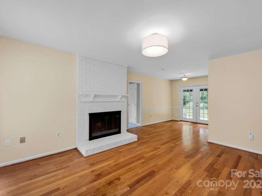 1006 Covewood Court, Charlotte, NC 28270.  MLS# CAR4267955, YatesRealty ID 21202. 