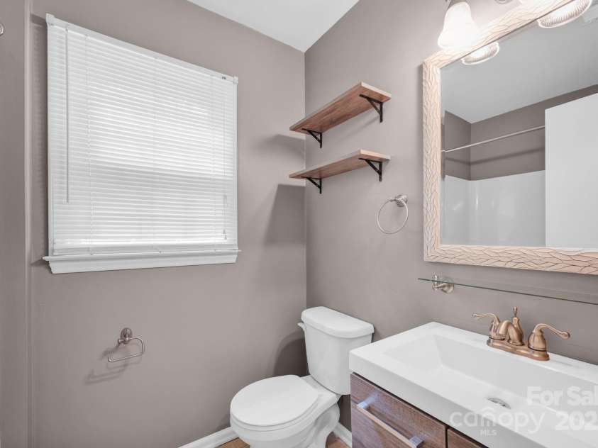 1006 Covewood Court, Charlotte, NC 28270.  MLS# CAR4267955, YatesRealty ID 21202. 