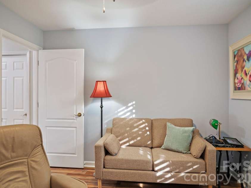 75 Stonebridge Drive, Asheville, NC 28805.  MLS# CAR4372615, YatesRealty ID 21202. 