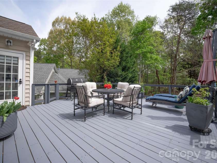 12058 Pelican Court, Tega Cay, SC 29708.  MLS# CAR4361203, YatesRealty ID 21204. 