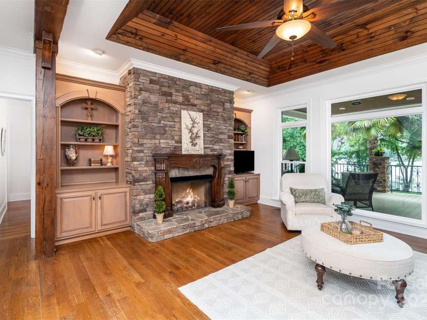 174 Hickory Hill Road, Mooresville, NC 28117.  MLS# CAR4271846, YatesRealty ID 21205. 