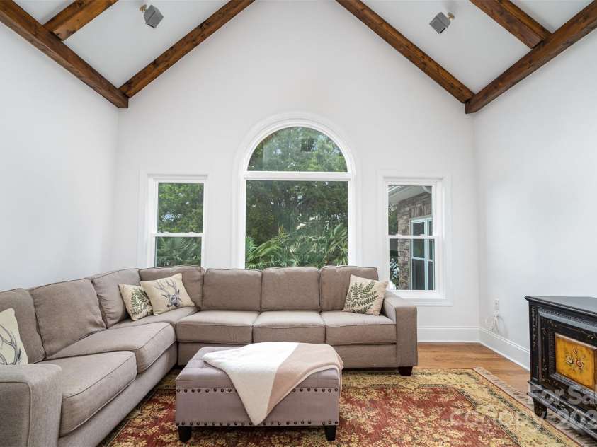 174 Hickory Hill Road, Mooresville, NC 28117.  MLS# CAR4271846, YatesRealty ID 21205. 