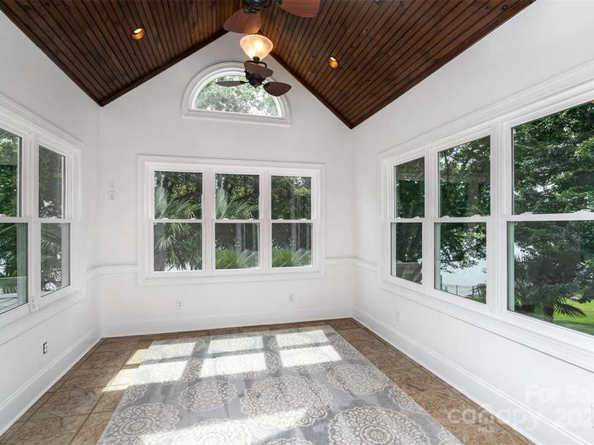 174 Hickory Hill Road, Mooresville, NC 28117.  MLS# CAR4271846, YatesRealty ID 21205. 
