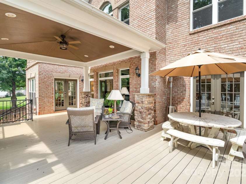 174 Hickory Hill Road, Mooresville, NC 28117.  MLS# CAR4271846, YatesRealty ID 21205. 