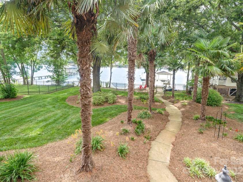 174 Hickory Hill Road, Mooresville, NC 28117.  MLS# CAR4271846, YatesRealty ID 21205. 