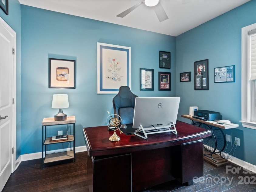 17733 Burnt Hickory Drive, Charlotte, NC 28278.  MLS# CAR4273048, YatesRealty ID 21206. 