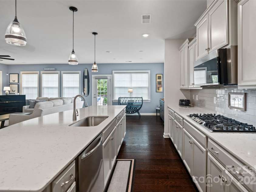17733 Burnt Hickory Drive, Charlotte, NC 28278.  MLS# CAR4273048, YatesRealty ID 21206. 