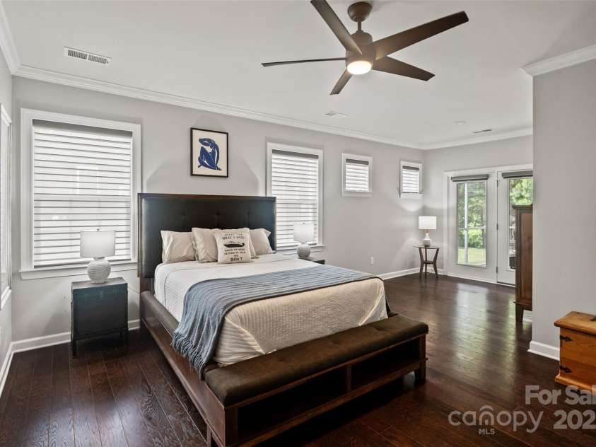 17733 Burnt Hickory Drive, Charlotte, NC 28278.  MLS# CAR4273048, YatesRealty ID 21206. 