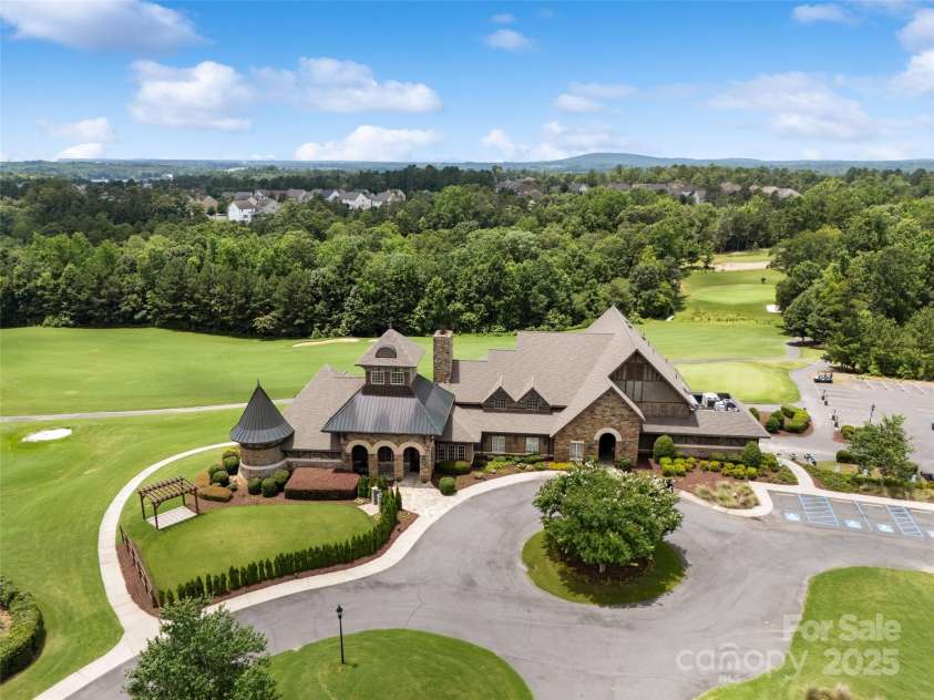 17733 Burnt Hickory Drive, Charlotte, NC 28278.  MLS# CAR4273048, YatesRealty ID 21206. 