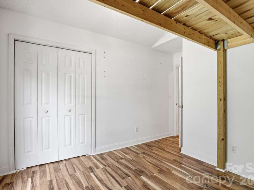 716 King Street, Waxhaw, NC 28173.  MLS# CAR4362486, YatesRealty ID 21206. 