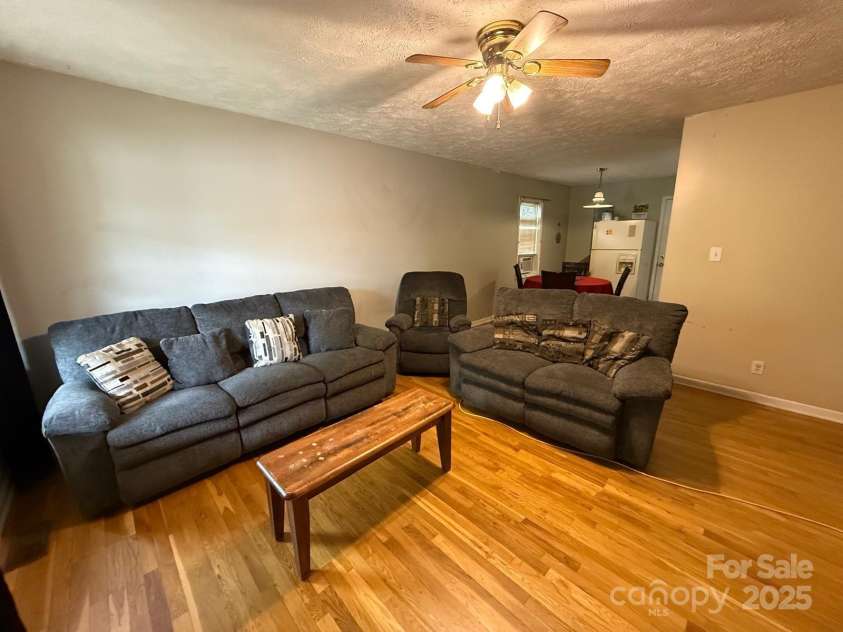 405 Jose Street, Shelby, NC 28150.  MLS# CAR4260554, YatesRealty ID 21207. Living Room