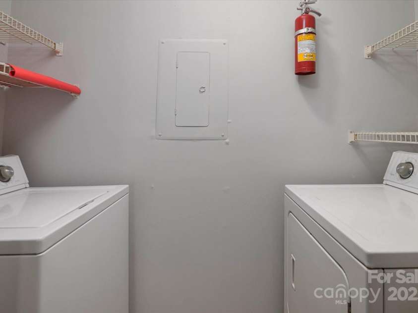 11163 Harrowfield Road, Charlotte, NC 28226.  MLS# CAR4245457, YatesRealty ID 21208. 