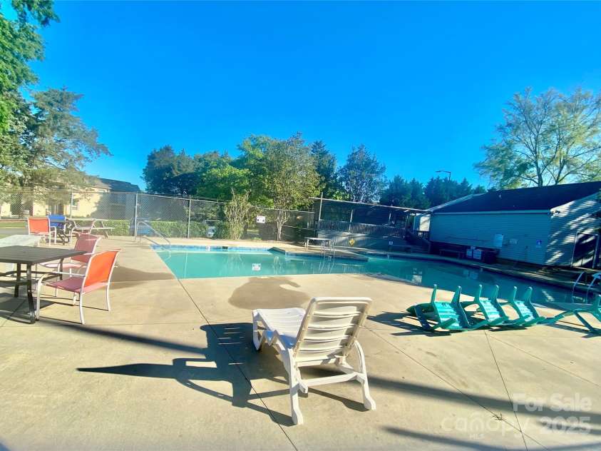 11163 Harrowfield Road, Charlotte, NC 28226.  MLS# CAR4245457, YatesRealty ID 21208. 