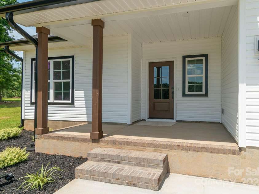 1010 ONeil Drive, Monroe, NC 28112.  MLS# CAR4271762, YatesRealty ID 21209. 