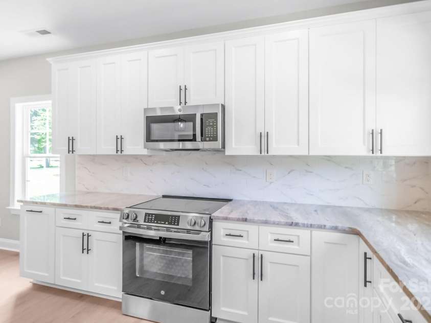 1010 ONeil Drive, Monroe, NC 28112.  MLS# CAR4271762, YatesRealty ID 21209. 
