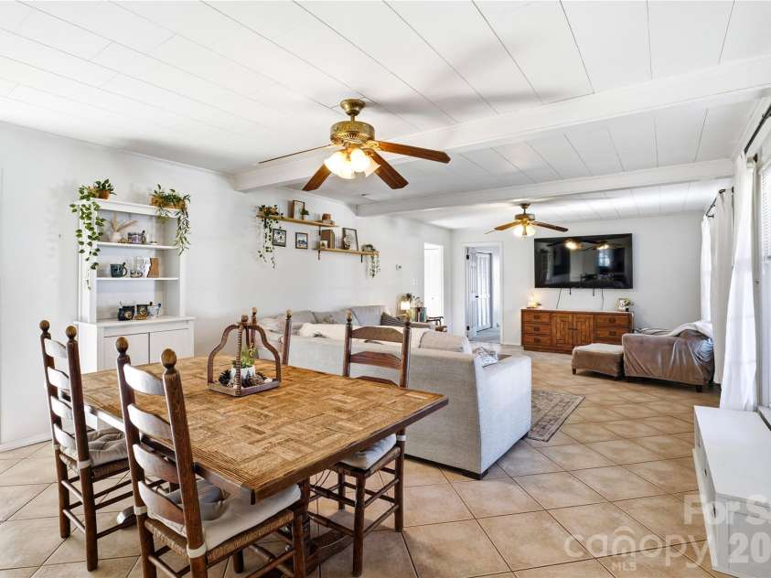 7775 Marlette Lane, Sherrills Ford, NC 28673.  MLS# CAR4341133, YatesRealty ID 2121. 