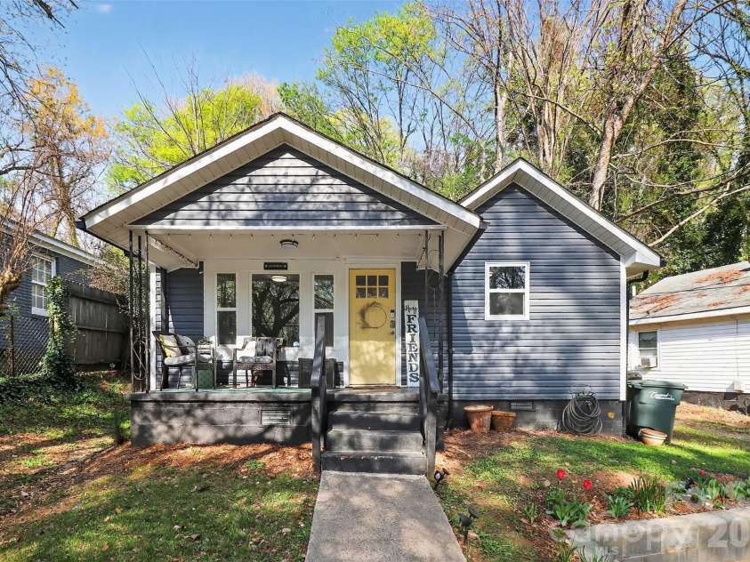 272 Broad Drive, Concord, NC 28025.  MLS# CAR4363285, YatesRealty ID 21211. 