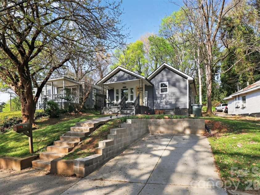 272 Broad Drive, Concord, NC 28025.  MLS# CAR4363285, YatesRealty ID 21211. 