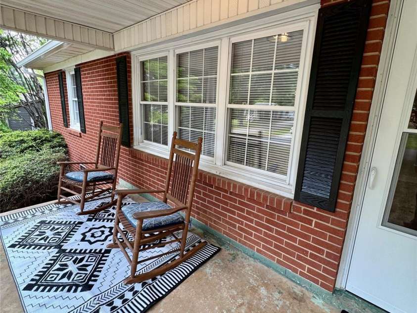 2217 Dale Avenue, Lincolnton, NC 28092.  MLS# CAR4377500, YatesRealty ID 21212. 