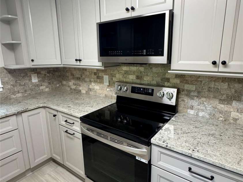2217 Dale Avenue, Lincolnton, NC 28092.  MLS# CAR4377500, YatesRealty ID 21212. 