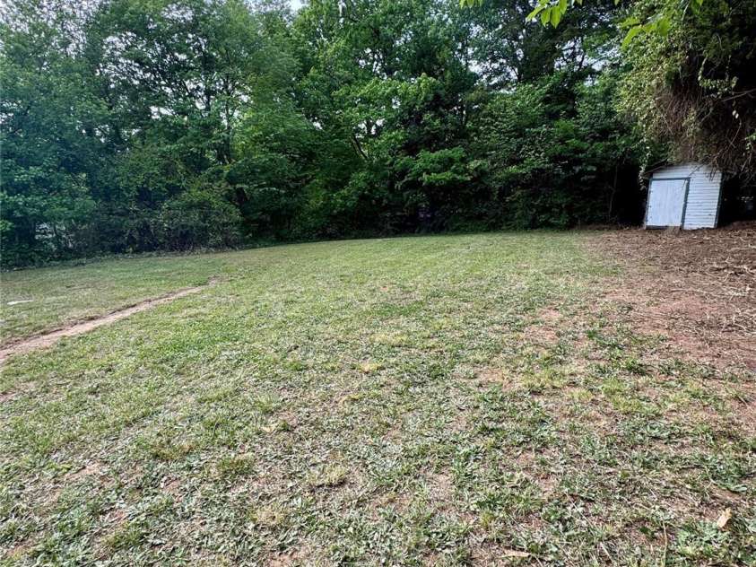 2217 Dale Avenue, Lincolnton, NC 28092.  MLS# CAR4377500, YatesRealty ID 21212. 