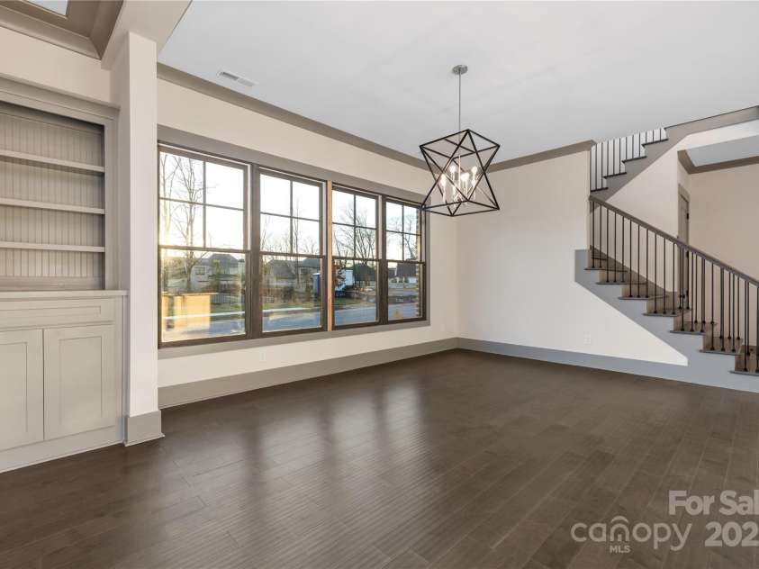 8159 Fairview Road, Charlotte, NC 28226.  MLS# CAR4072646, YatesRealty ID 21212. 