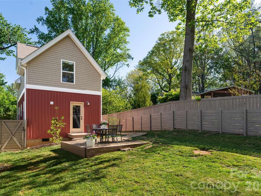 85 New Salem Road, Swannanoa, NC 28778.  MLS# CAR4372802, YatesRealty ID 21213. 