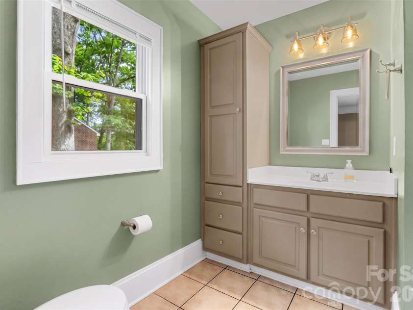 1050 Old Charlotte Road, Concord, NC 28027.  MLS# CAR4377115, YatesRealty ID 21214. 