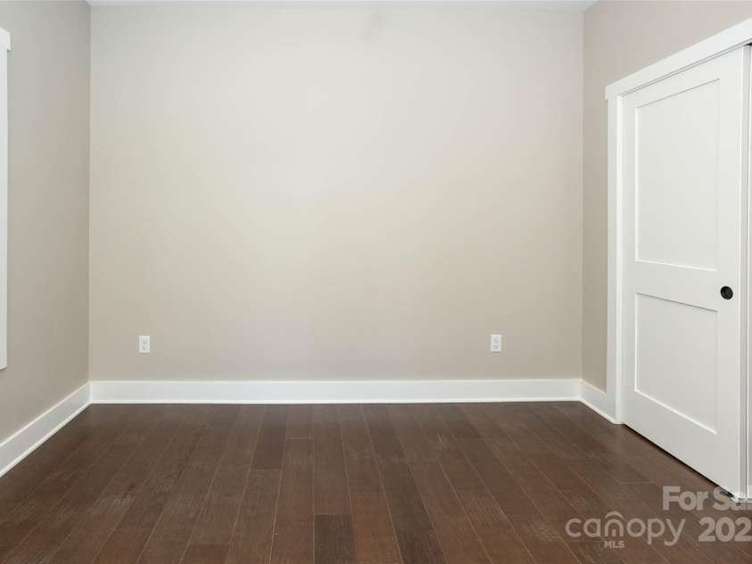 19 Terrace Forest Trail, Horse Shoe, NC 28742.  MLS# CAR4306634, YatesRealty ID 21214. 