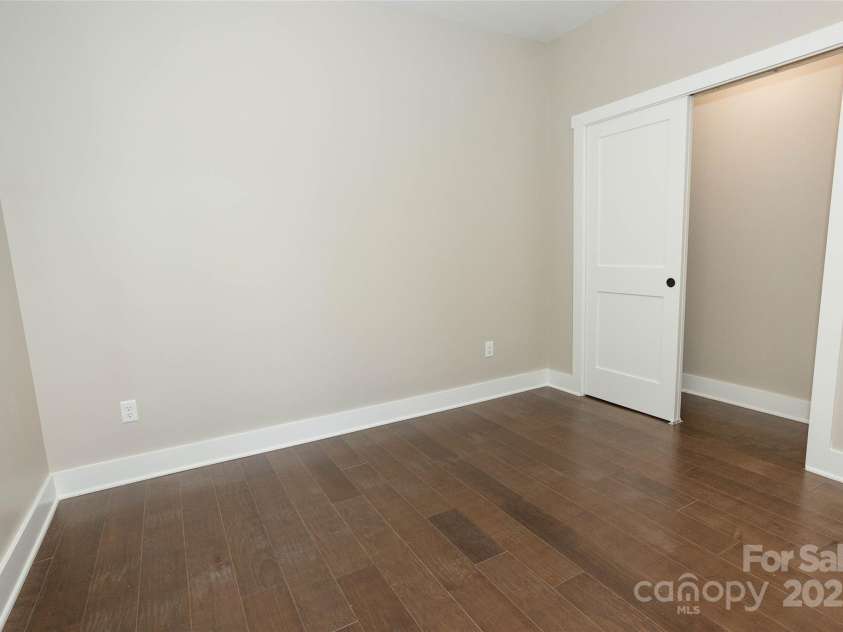 19 Terrace Forest Trail, Horse Shoe, NC 28742.  MLS# CAR4306634, YatesRealty ID 21214. 