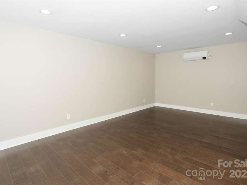 19 Terrace Forest Trail, Horse Shoe, NC 28742.  MLS# CAR4306634, YatesRealty ID 21214. 